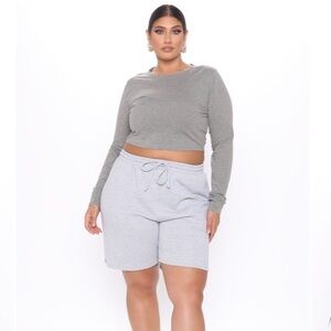 NWT Grey cotton long sleeve tee shirt lightweight soft crew neck shirt